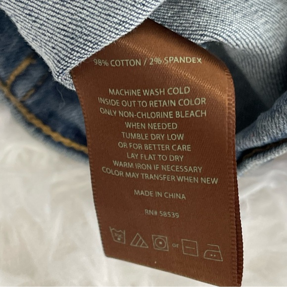 Kut from the Kloth Denim Amelia Jacket Women’s Size XL Medium Wash Red Lips - Picture 5 of 10